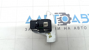 The right steering wheel paddle shifter on a Hyundai Tucson 2022-2024 has swollen chrome.