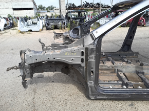 Front left quarter panel of a 14-20 Nissan Rogue on the body, graphite
