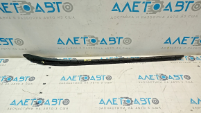Right windshield molding for BMW X1 F48 16-22, broken mount