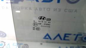 Hyundai Tucson 22-25 rear right door glass, tinted, scratches