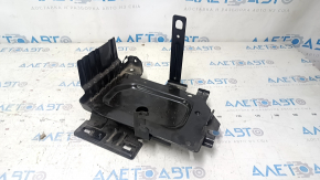 Chevrolet Equinox 20-24 battery tray