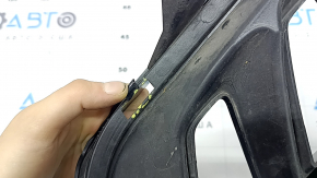 Right front bumper grille for Kia Niro 20-22 HEV, PHEV under DRL without fog lights, broken fasteners, sand