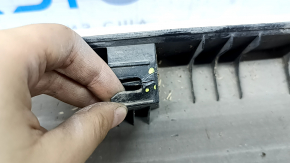Right threshold Kia Niro 17-22 HEV, PHEV structure, scratches, crack in the mount