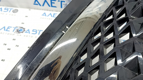 Kia Niro 20-22 HEV, PHEV radiator grille, black gloss with chrome molding, broken fasteners, scratches, sand