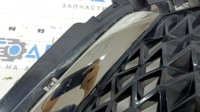 Kia Niro 20-22 HEV, PHEV radiator grille, black gloss with chrome molding, broken fasteners, scratches, sand
