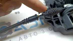 The rear right door handle mechanism of the Audi E-Tron 19-23 has a broken cable.