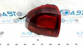 Kia Niro 17-22 halogen left outer fender light, 4-pin, torn seal, scratches
