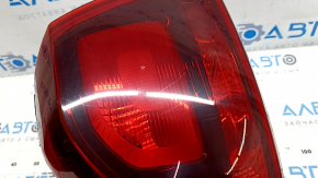 Kia Niro 17-22 halogen left outer fender light, 4-pin, torn seal, scratches