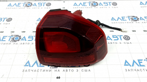 Kia Niro 17-22 halogen right outer fender light, 4 pins, torn seal, scratches