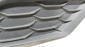 Lower grille of the front bumper right VW Tiguan 18-21 structure, scratches
