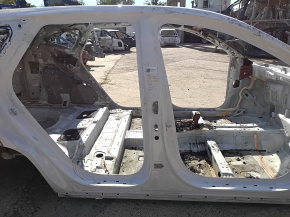 The central right body pillar of the Hyundai Tucson 22-25 on the body