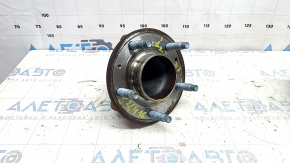 Chevrolet Equinox 18-24 FWD rear left hub rusty