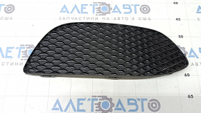 Mercedes C-class W205 300/350e/350h/400 15-18 painted right front bumper grille