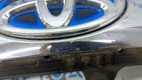 Radiator grill with badge Toyota Camry v50 12-14 hybrid USA LE, swollen chrome, sand, without seal