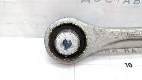 The upper front left control arm of the Audi E-Tron 19-23 has a cracked silent block.