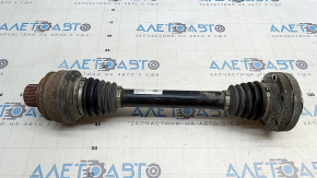 The rear right half shaft of the Audi E-Tron 19-23 is rusty.
