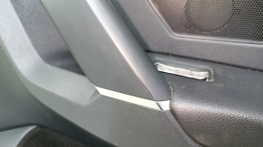 Black rear right door panel for a VW Tiguan 18-20, black leather armrest, plastic insert, with handle, scratches