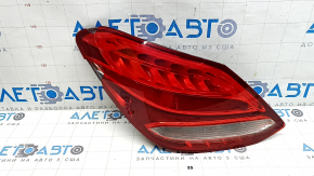Left headlight Mercedes C-class W205 15-18 halogen, broken glass, cracks, scratches