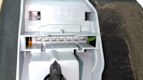 Left headlight Mercedes C-class W205 15-18 halogen, broken glass, cracks, scratches
