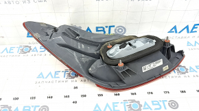 Right headlight Mercedes C-class W205 15-18 halogen, broken glass, cracks, scratches