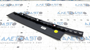 Front left side door trim for VW Tiguan 18-20, glossy black, worn