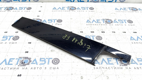 Front right side door trim for VW Tiguan 18-20, glossy black, worn