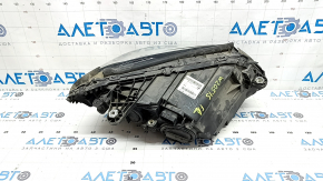 Left front headlight assembly for Mercedes C-class W205 15-18 halogen, with seal, scratches, in paint