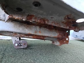 Lincoln MKZ 13-20 rear left quarter wing sawed off, white UG, rusty