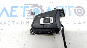 The steering wheel controls on a VW Tiguan 19-21, under the radar, are scratched.