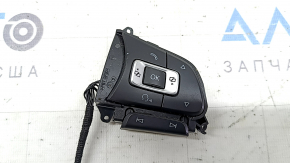 The steering wheel controls on a VW Tiguan 19-21, under the radar, are scratched.