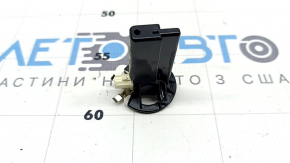 The antenna on the Mercedes C-class W205 15-16 radio module is broken.