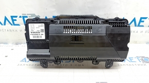 Polestar 2 instrument cluster 21-25 26k scratches
