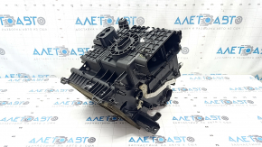 The heater housing is bare, the air conditioner mount is broken for a Hyundai Tucson 22-24.