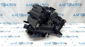 The heater housing is bare, the air conditioner mount is broken for a Hyundai Tucson 22-24.