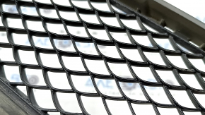 The lower grille of the front bumper of the Mercedes C-class W205 300/350e/350h/400 15-18 painted