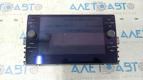 VW Tiguan 18-24V 8-button radio with navigation, push buttons