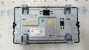 VW Tiguan 18-24V 8-button radio with navigation, push buttons