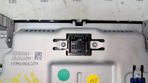 VW Tiguan 18-24V 8-button radio with navigation, push buttons