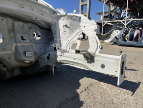 Front left quarter panel of Kia Niro 17-22 HEV on the body, white