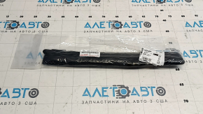 Toyota Venza 21-24 hood seal on the bumper