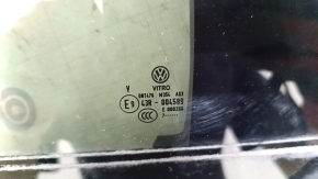 Rear left triangle door glass for a VW Tiguan 18-24, scratched