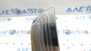 Mercedes C-class W205 15-18 chrome front right outer door sill plate, no backlight, dents, scratches, corrosion