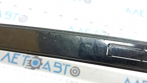 Right roof lining for Mercedes C-class W205 15-18: debris under the paint