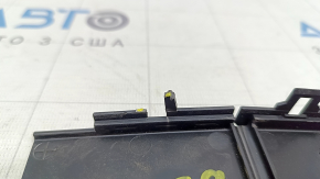 Positive terminal Polestar 2 21-25 with cover, broken latches
