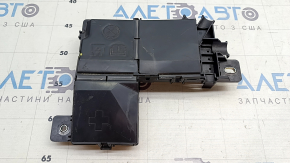 Positive terminal Polestar 2 21-25 with cover, broken latches