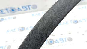 Rear right fender arch seal for Toyota Rav4 19-24: structure, scratches, hole