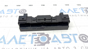 Toyota Rav4 19-25 seat belt indicator without heated seats, scratches