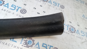 Door sill trim rear left Nissan Versa Note 13-19 black, scuffed