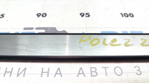 Front right outer door sill plate for Polestar 2 21-25 chrome, minor scratches