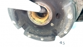 The front subframe of a Toyota Camry V50 12-14 USA is rusty and the silent blocks are cracked.